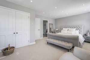 Photo 16- click for photo gallery